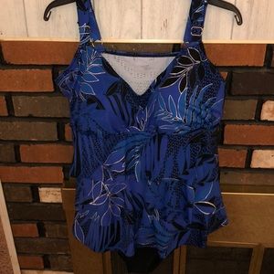 Women’s One Piece Swimsuit Sz 20W